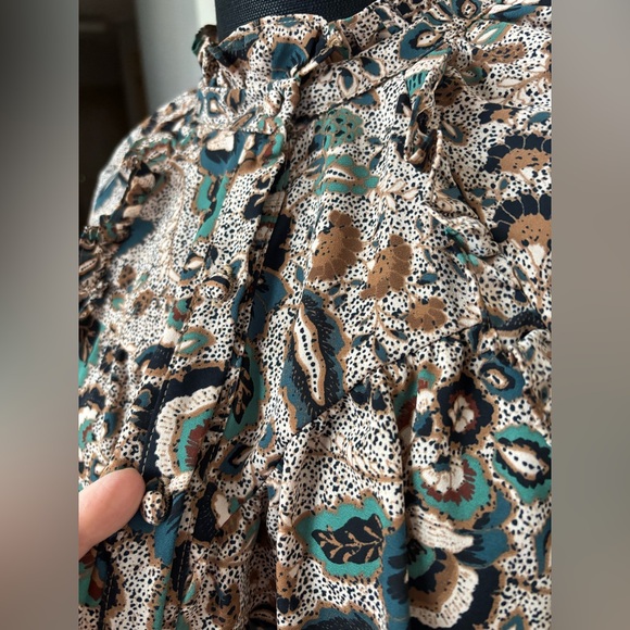 Evereve Paisley Ruffle Neck Blouse Green Brown Boho Size Small - Picture 10 of 11